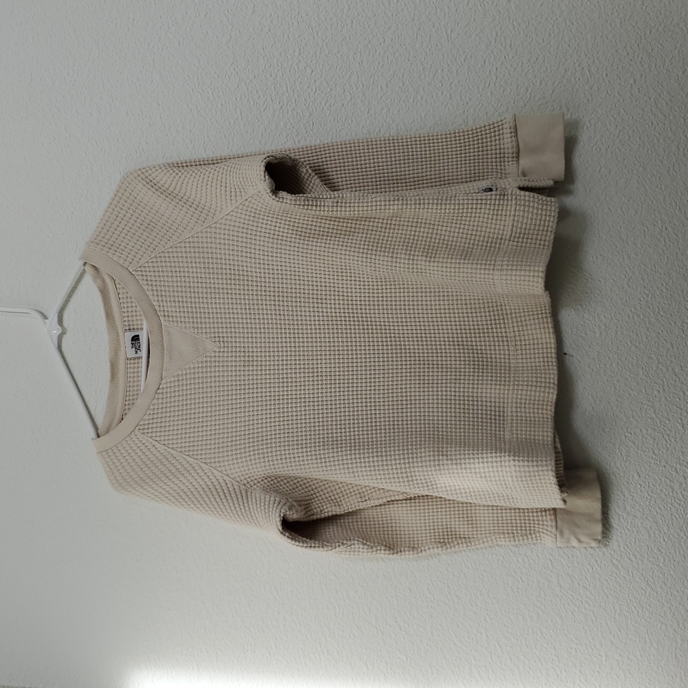 The NorthFace Chabot Crew Shirt Size Large